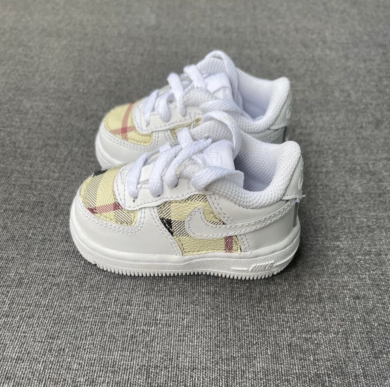 Baby deals af1 white