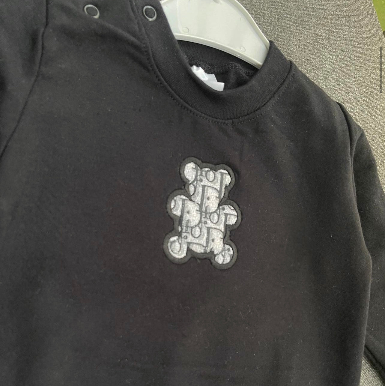 Black Sweater x CD black Fabric