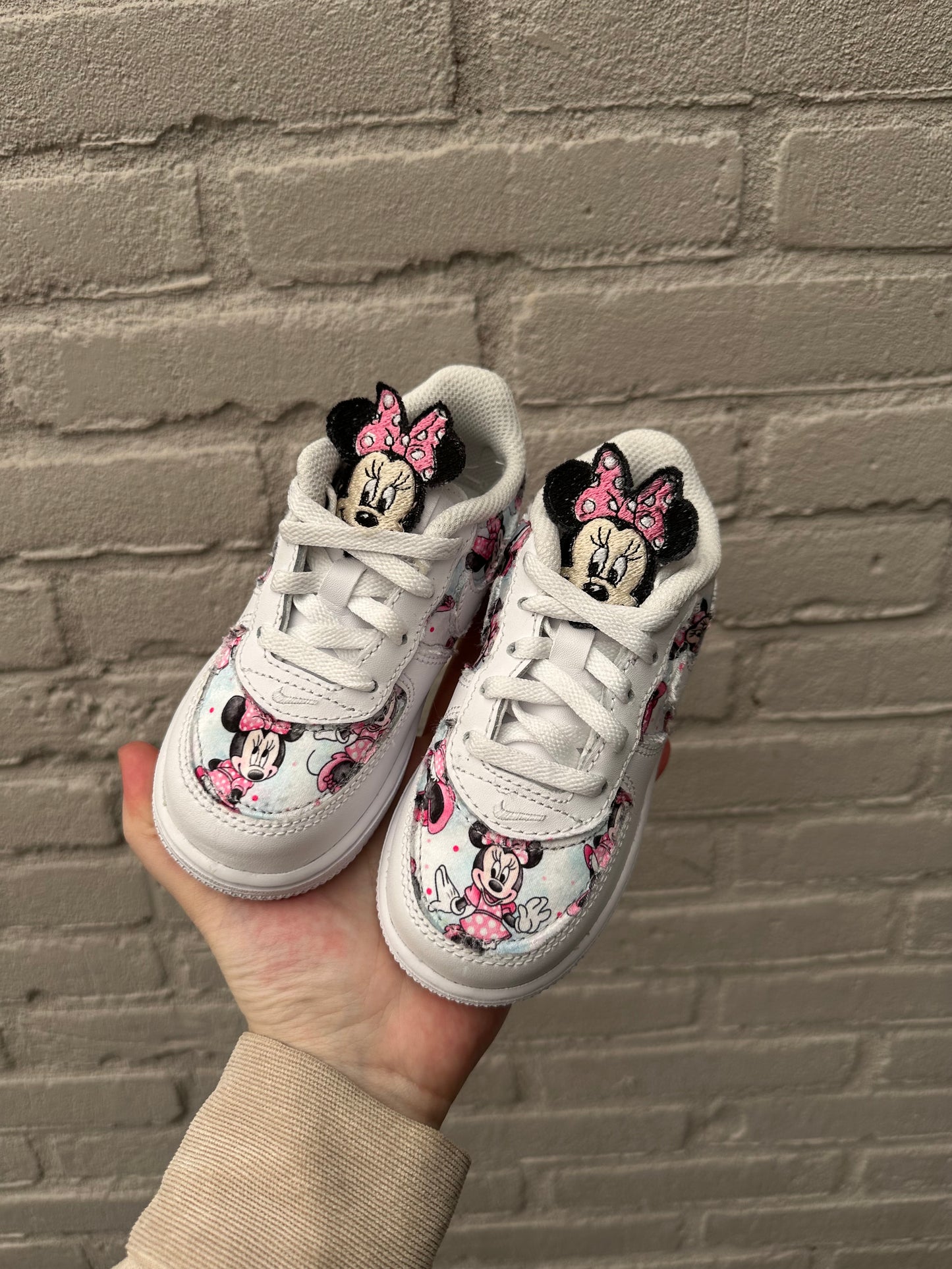 Nike AF1 x Minnie Mous* KLITTENBAND SCHOENEN