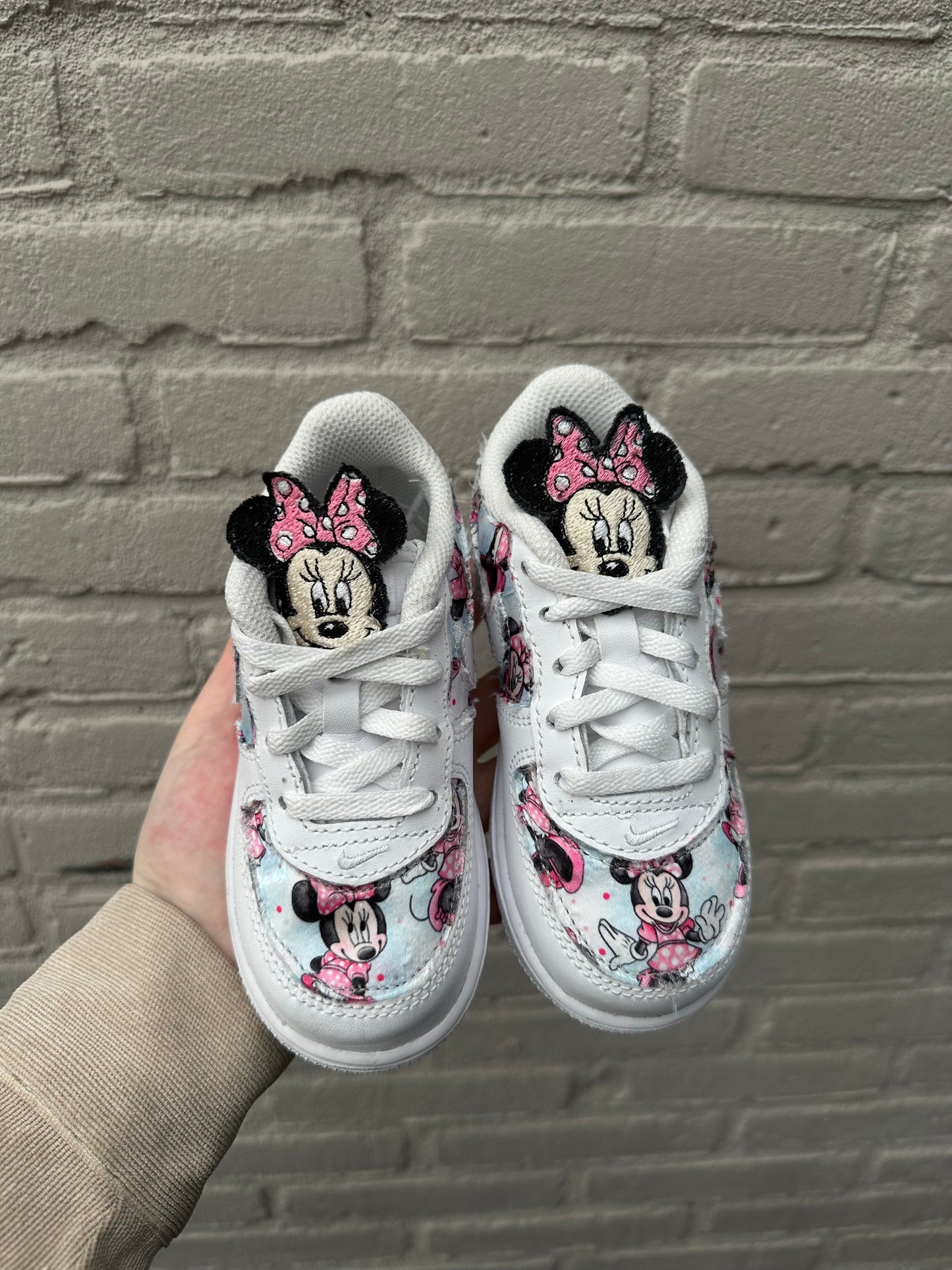 Nike AF1 x Minnie Mous* KLITTENBAND SCHOENEN