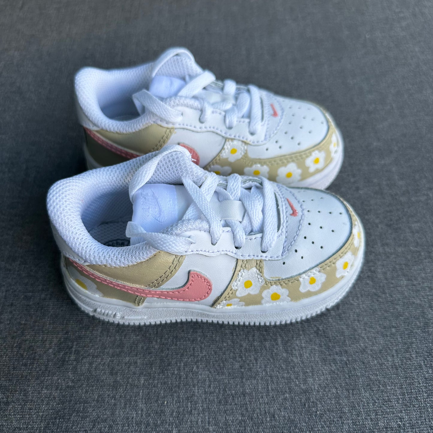 White AF1 x Flower (size 17 to 27 Met klittenband!)