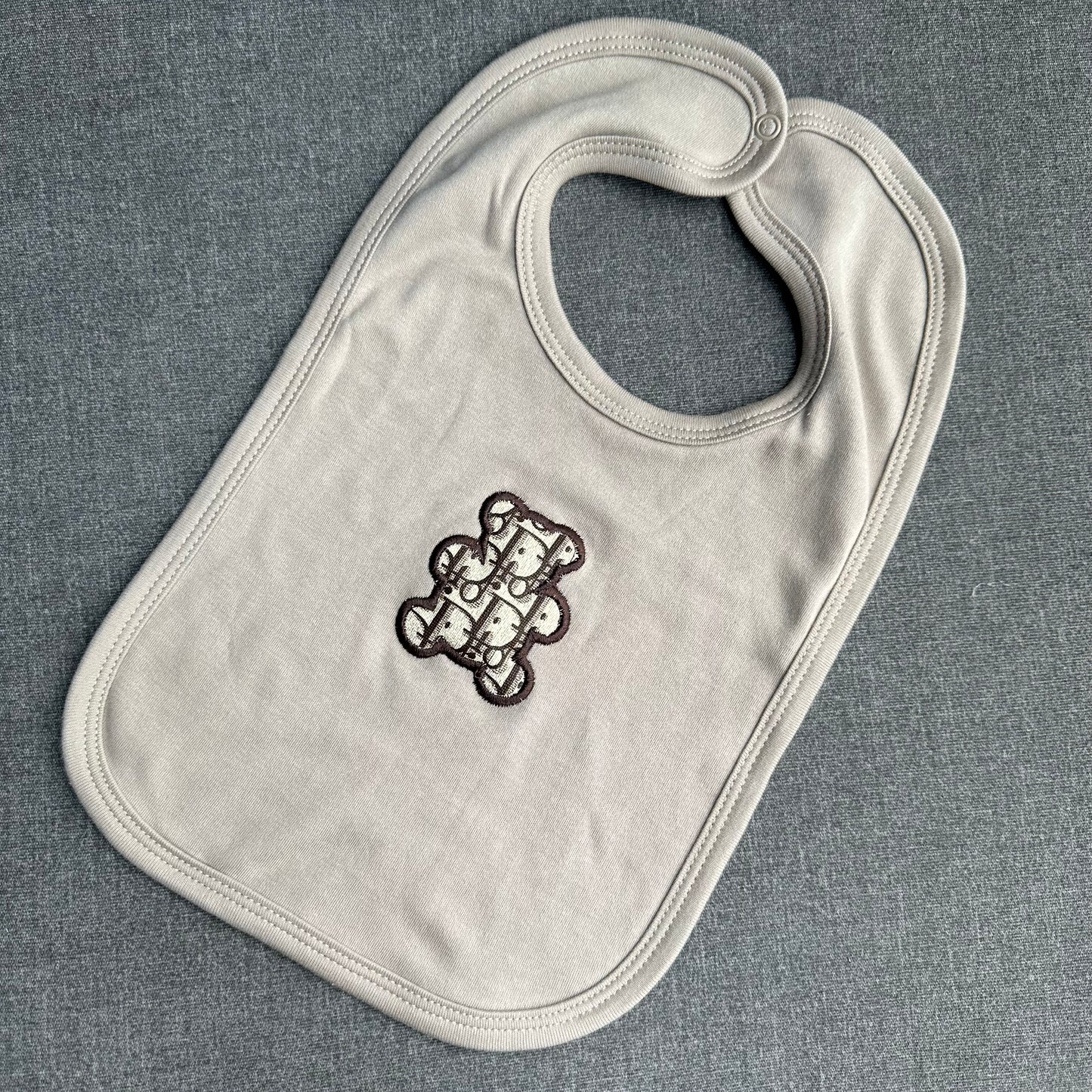 Custom bib one size