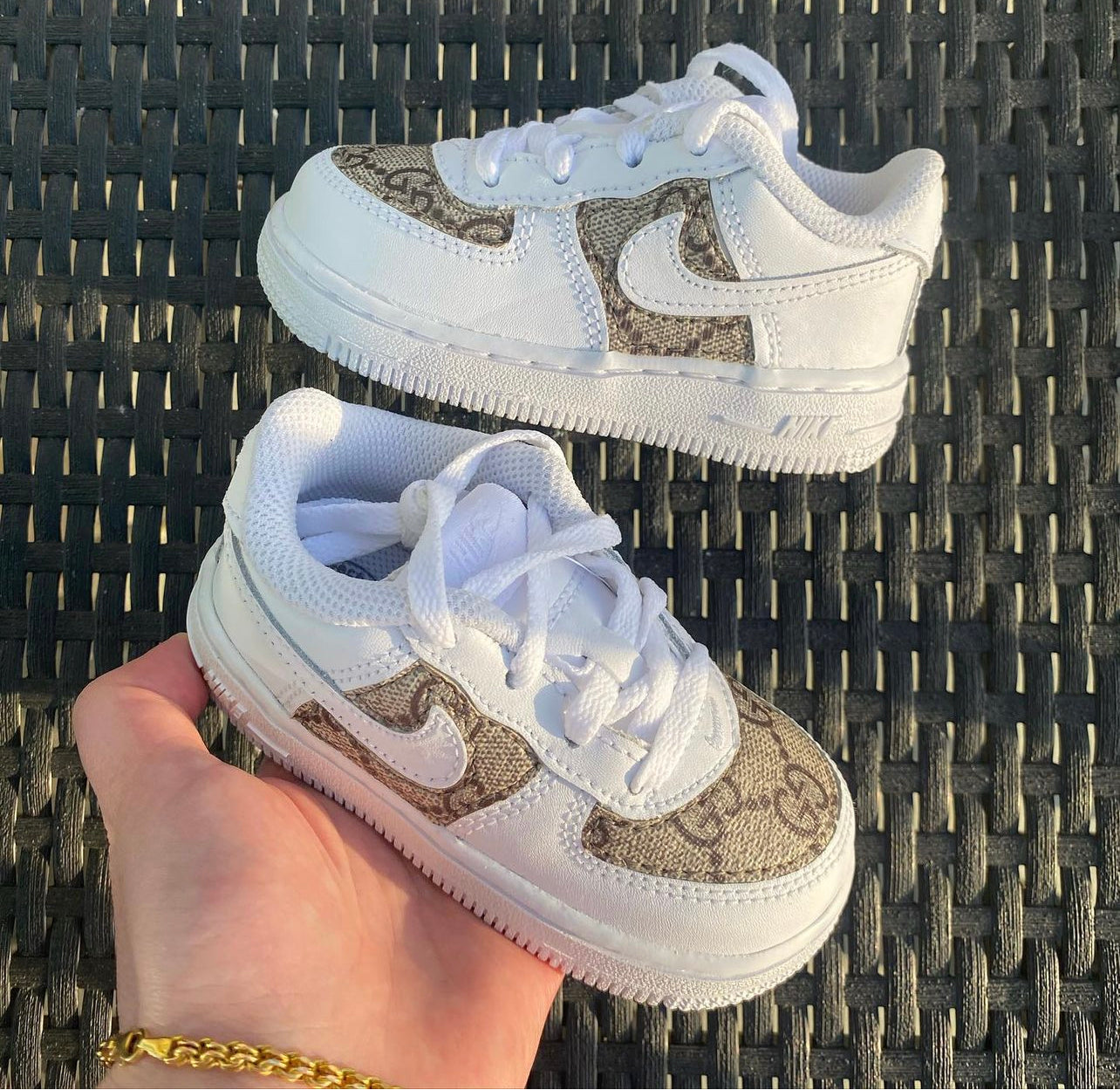 White AF1 x GG Beige (size 17 to 27 Met klittenband!)